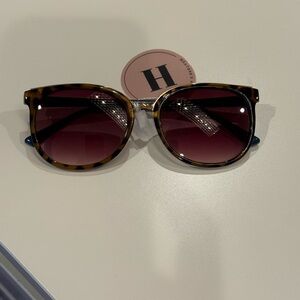 Oscar de la Renta Tortoise Sunglasses